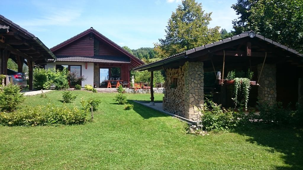 Apartmany Janosikove Diery Терхова Экстерьер фото